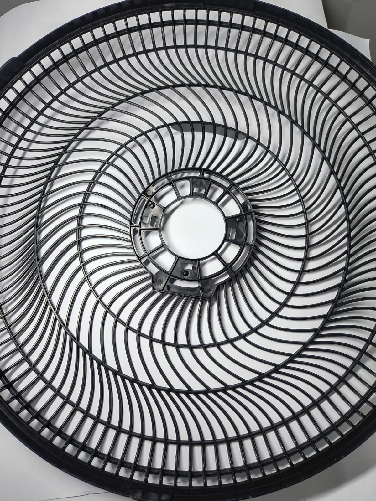Grade Traseira do Ventilador Cadence VTR40